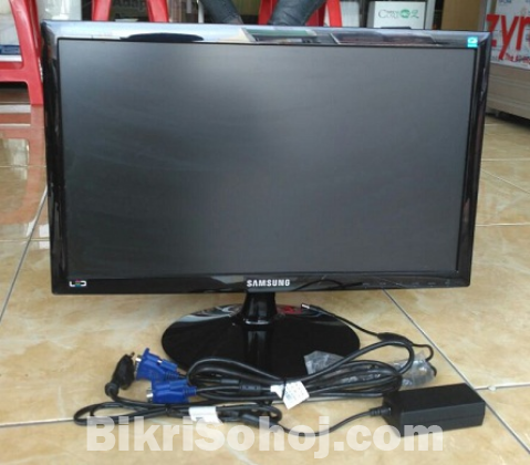 Samsung 19'' led full fresh